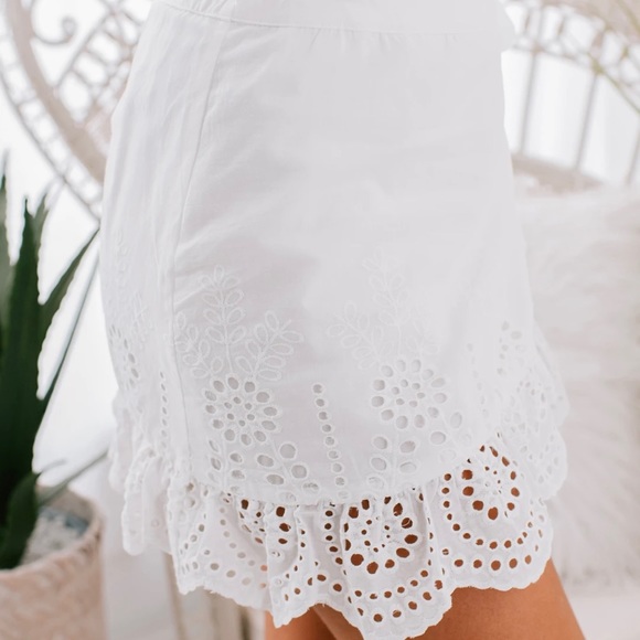 Nanamacs eyelet white skirt - Picture 4 of 4